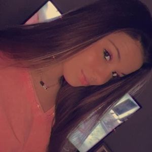 Meet your Posher, Ava